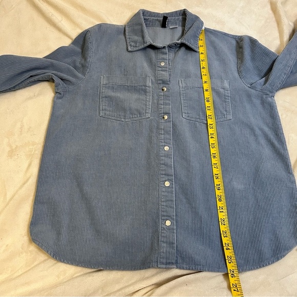 H&M - Divided | Corduroy Button Down Shacket | Baby Blue | Size Small - Picture 6 of 7